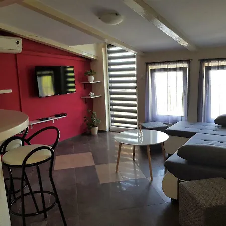 Seaview Apartment